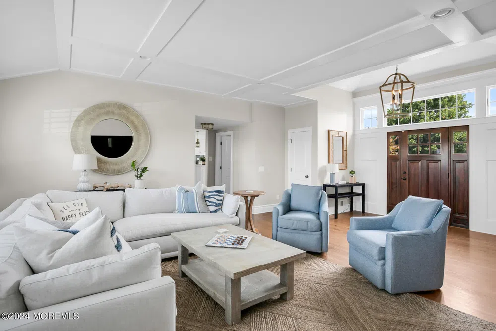 208 Neptune Place Sea Girt, NJ 08750