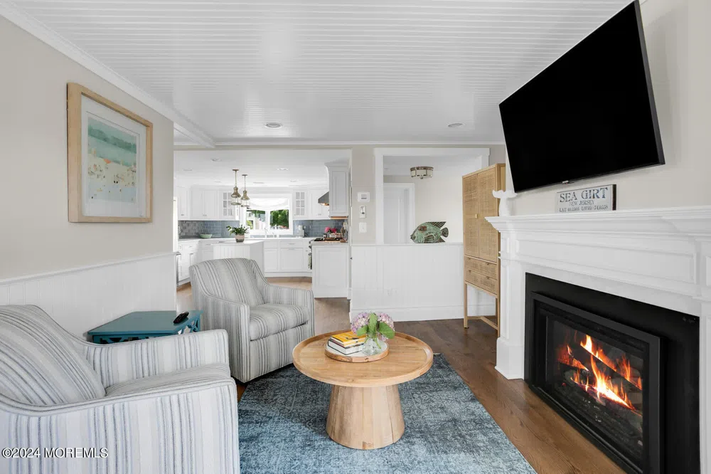 208 Neptune Place Sea Girt, NJ 08750
