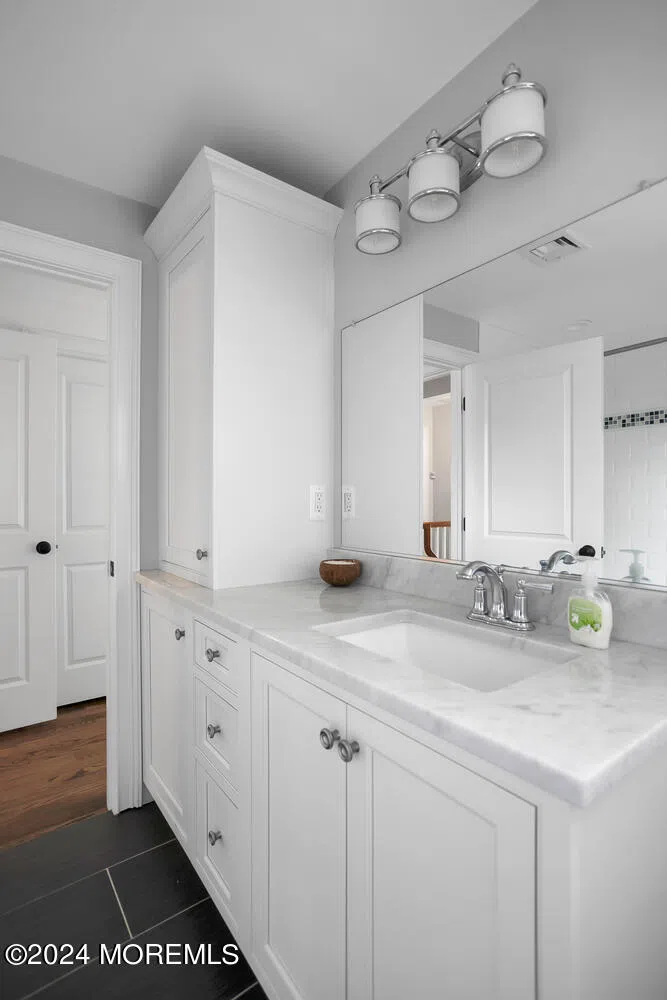 208 Neptune Place Sea Girt, NJ 08750