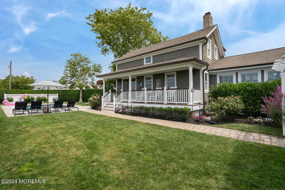 208 Neptune Place Sea Girt, NJ 08750
