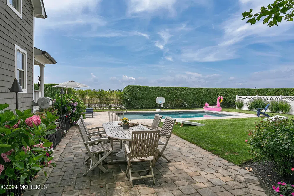 208 Neptune Place Sea Girt, NJ 08750