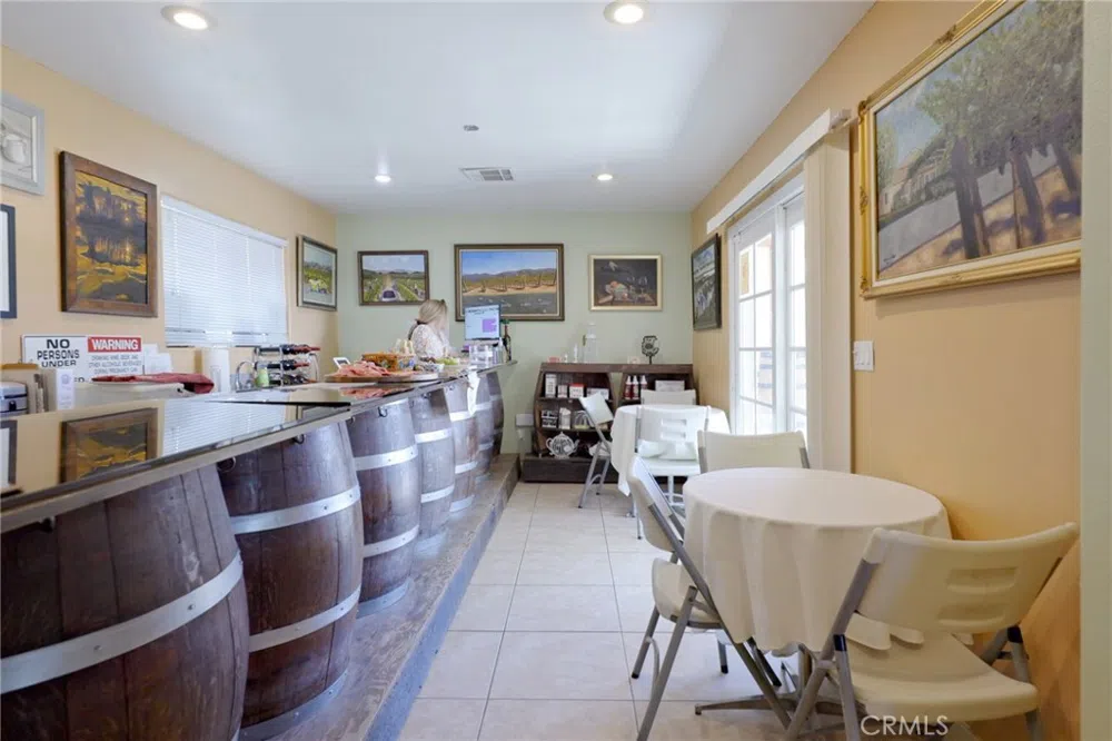 10262 Sierra Highway Agua Dulce, CA 91390