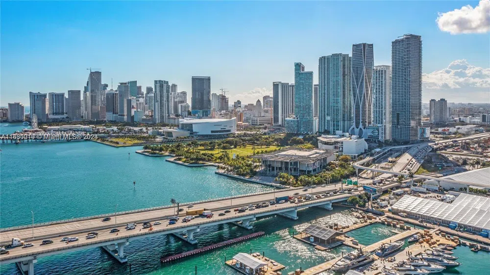 1040 Biscayne Blvd #2607 Miami, FL 33132
