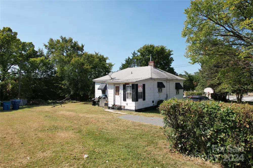 110 Sims Parkway Harrisburg, NC 28075