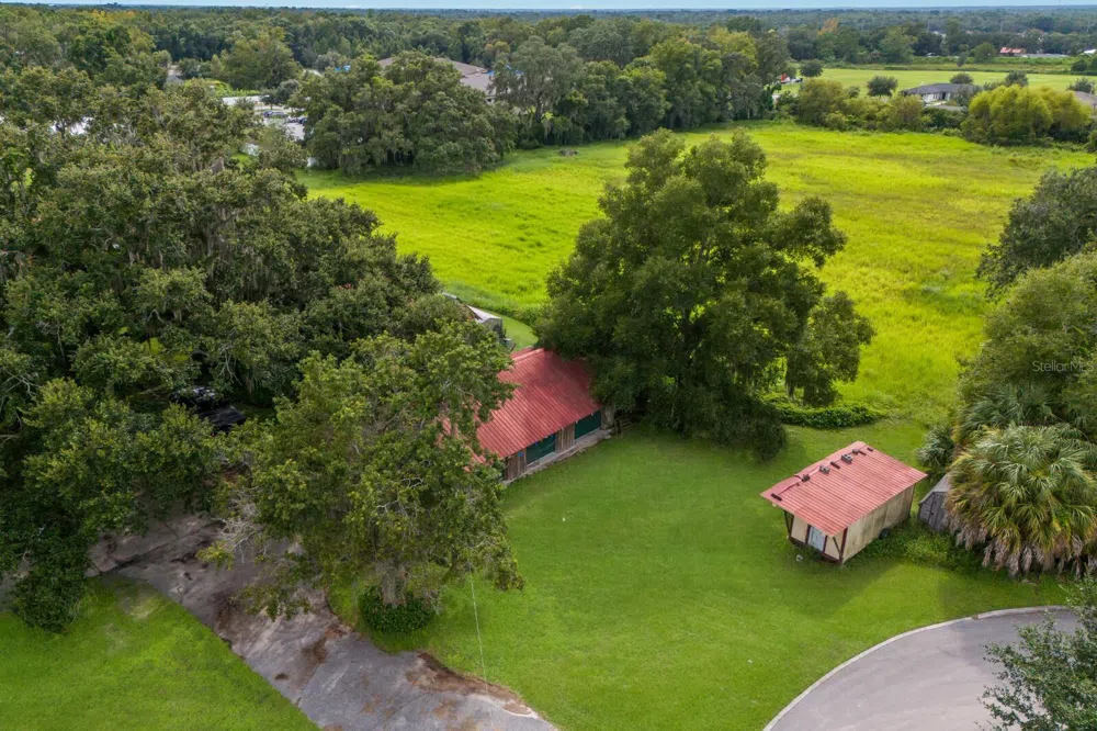 3720 KATHLEEN ROAD Lakeland, FL 33810