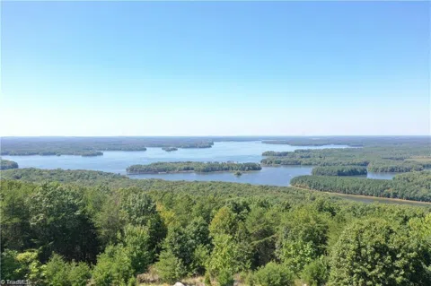 635 Rocky Cove Lane