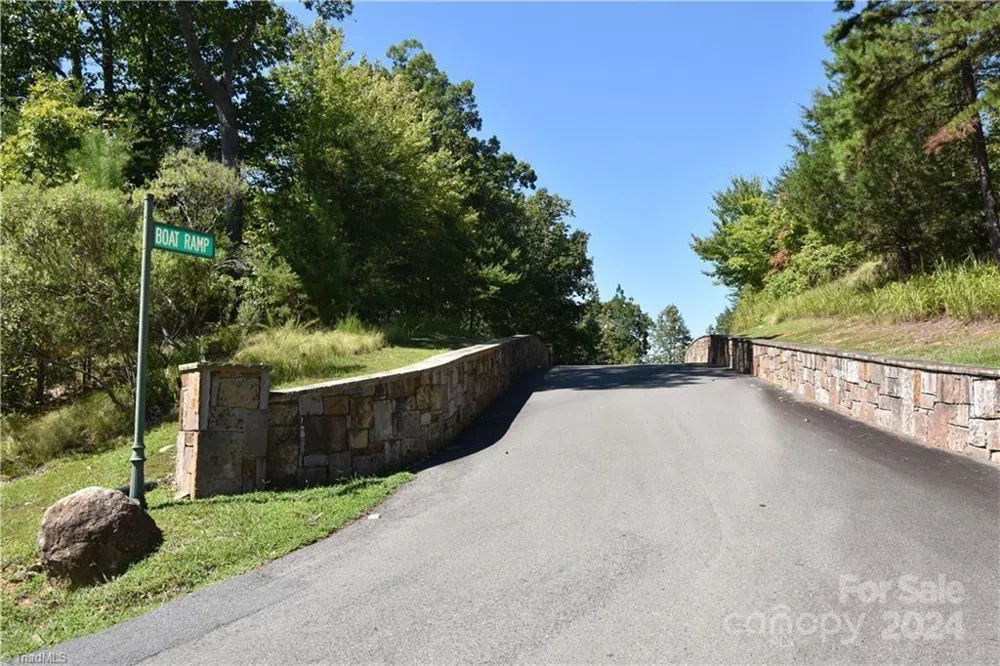 635 Rocky Cove Lane Denton, NC 27239