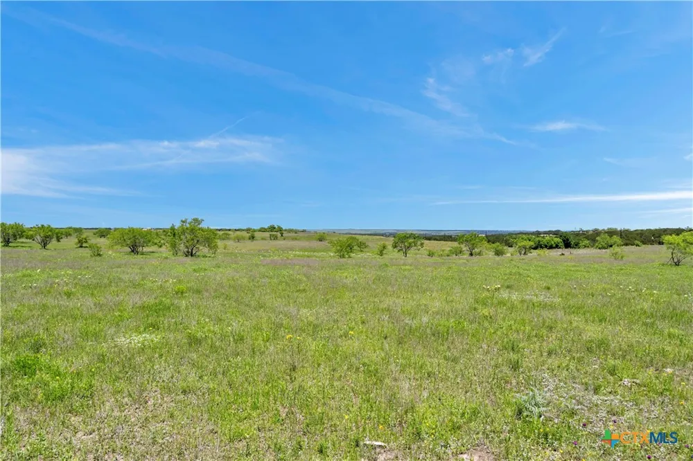 7 CR 207 Burnet, TX 78611