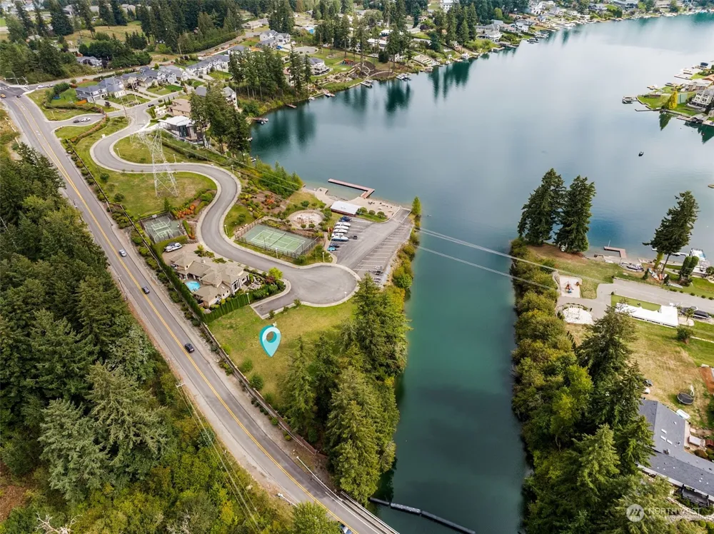 1828 176th Avenue E Lake Tapps, WA 98391