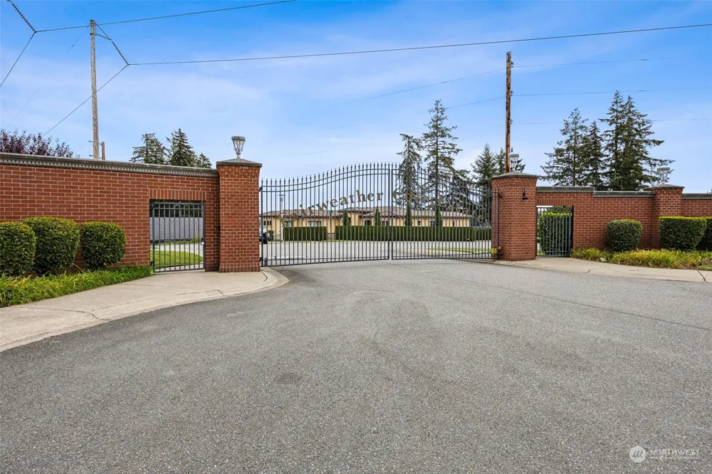 1828 176th Avenue E Lake Tapps, WA 98391