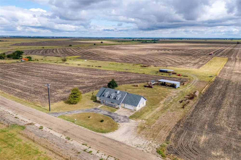 615 County Road 357 Granger, TX 76530