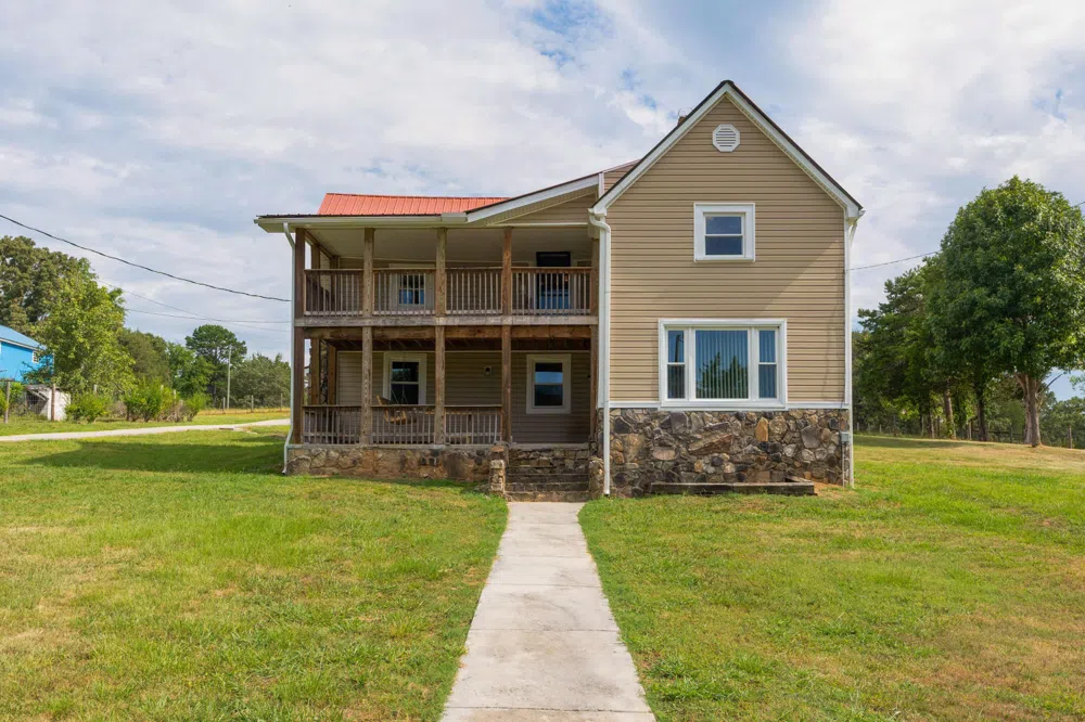 930 Kensington Road Chickamauga, GA 30707