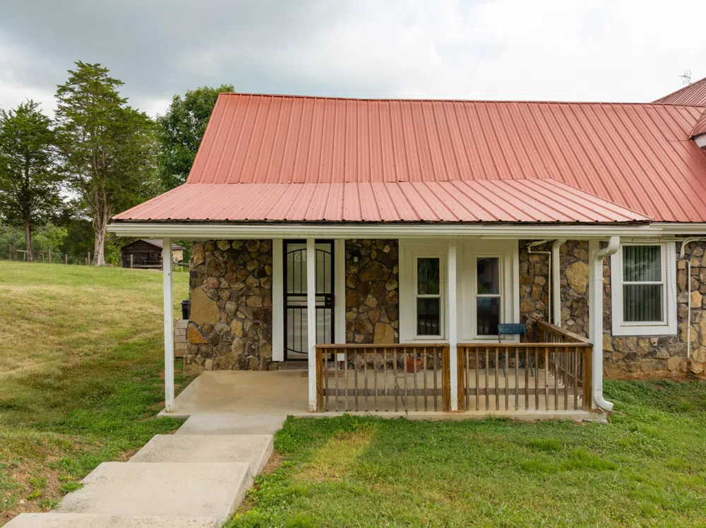 930 Kensington Road Chickamauga, GA 30707