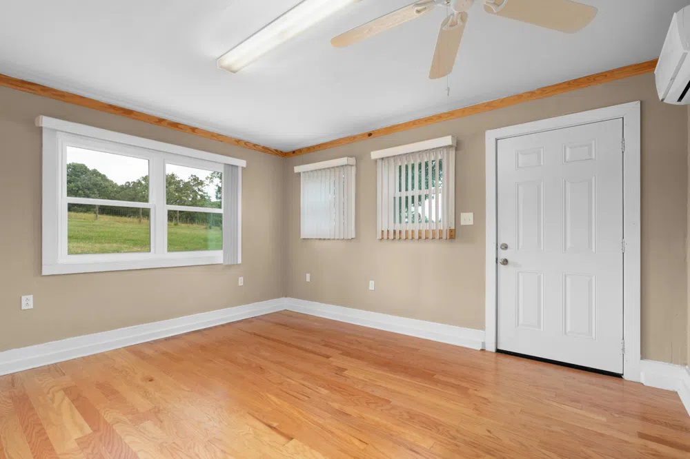 930 Kensington Road Chickamauga, GA 30707