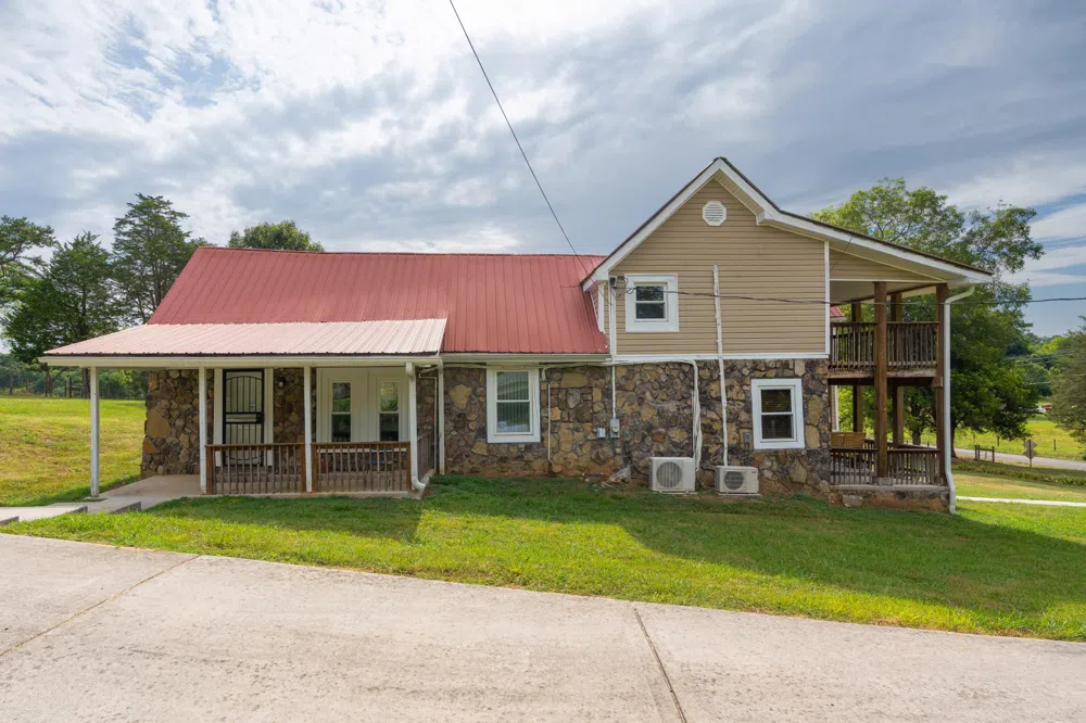 930 Kensington Road Chickamauga, GA 30707