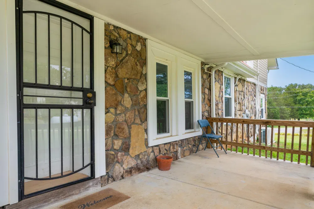 930 Kensington Road Chickamauga, GA 30707