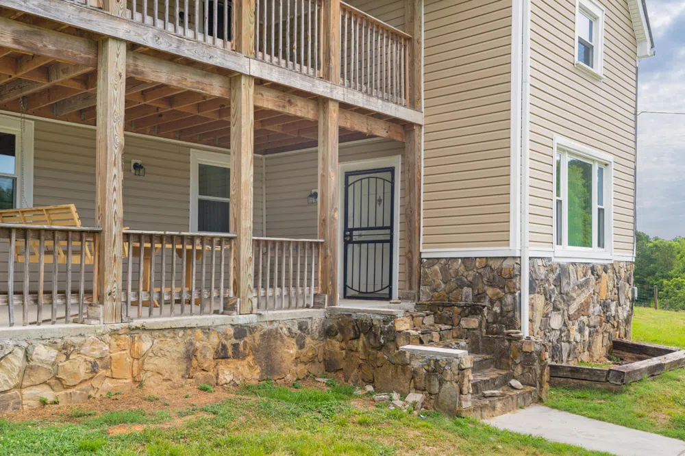 930 Kensington Road Chickamauga, GA 30707
