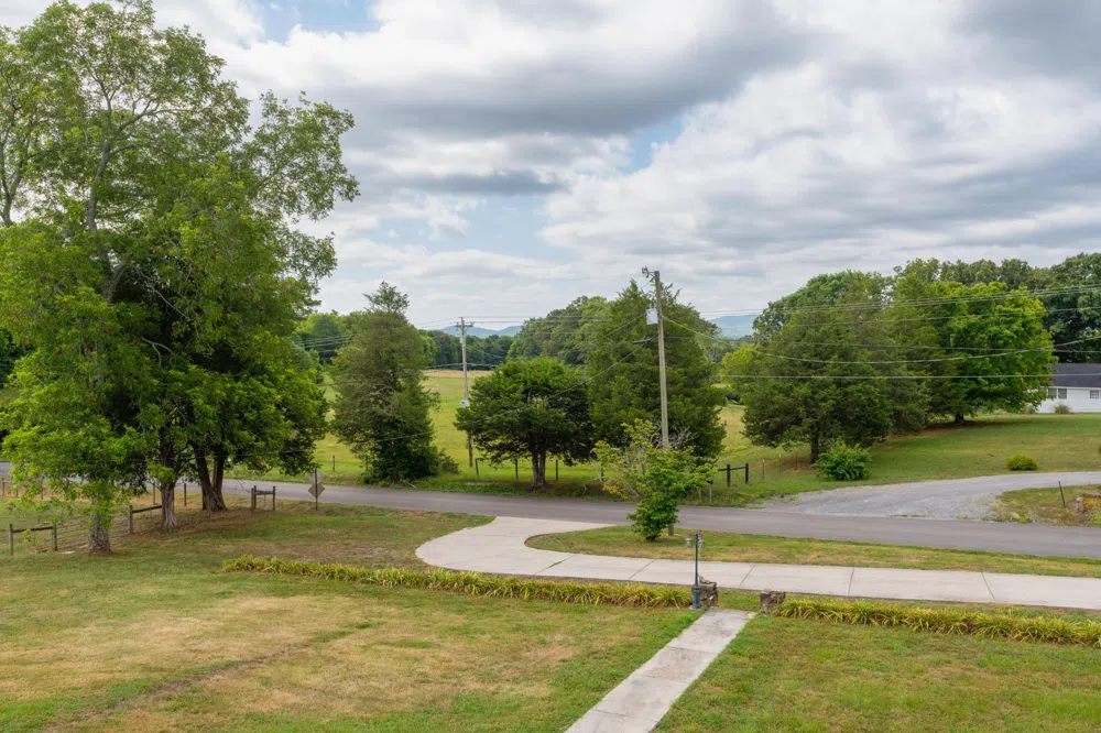930 Kensington Road Chickamauga, GA 30707