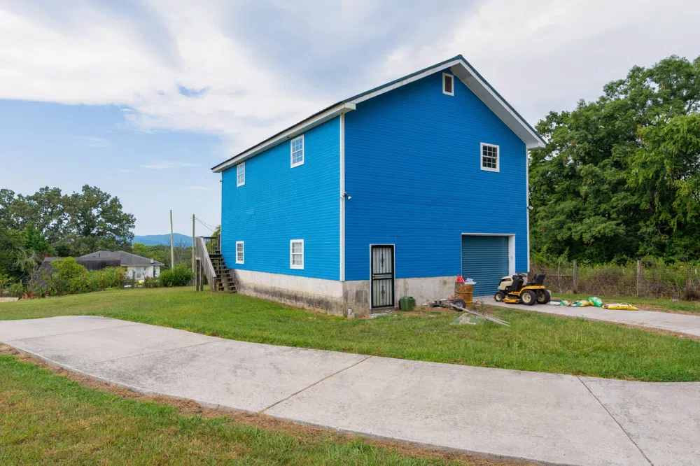 930 Kensington Road Chickamauga, GA 30707