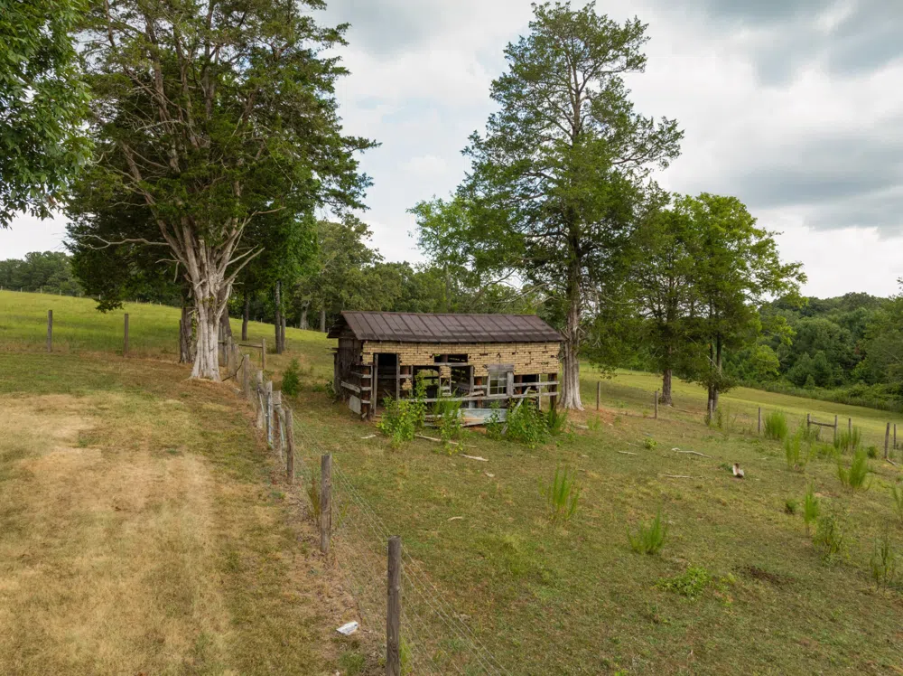 930 Kensington Road Chickamauga, GA 30707