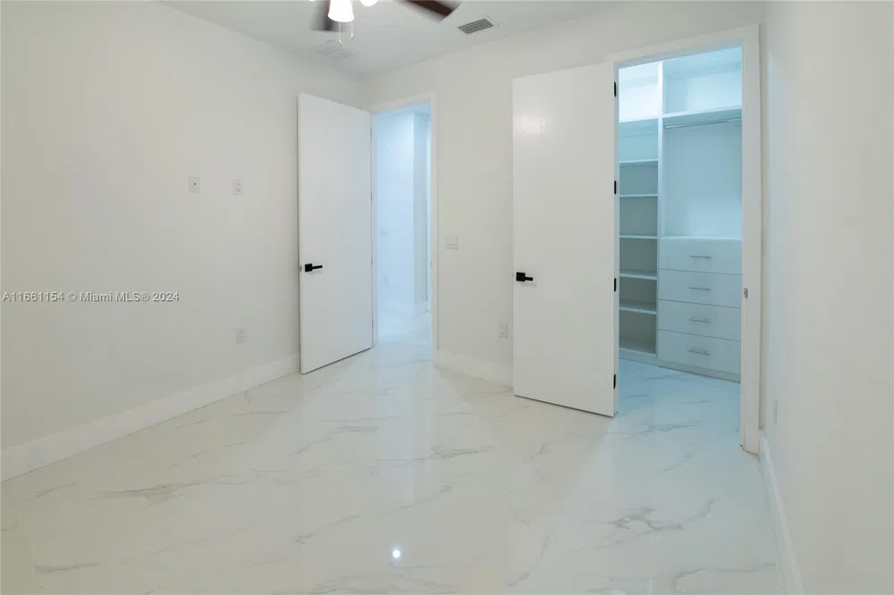 334 SW 21st Terr Cape Coral, FL 33991