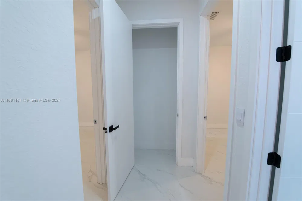 334 SW 21st Terr Cape Coral, FL 33991