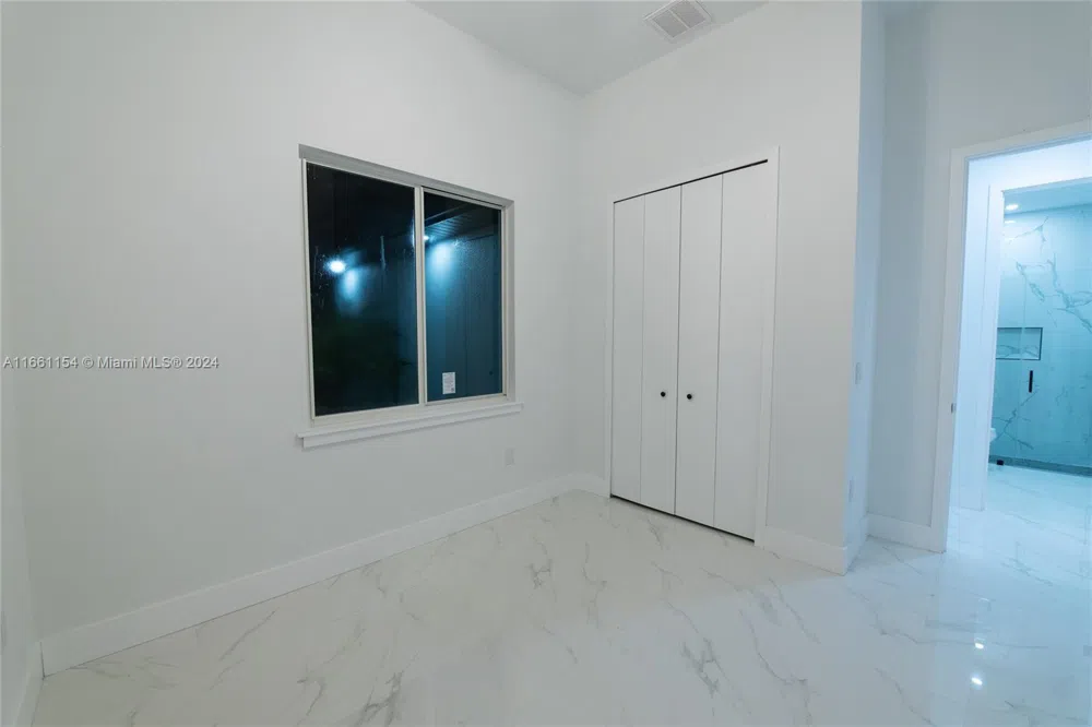 334 SW 21st Terr Cape Coral, FL 33991