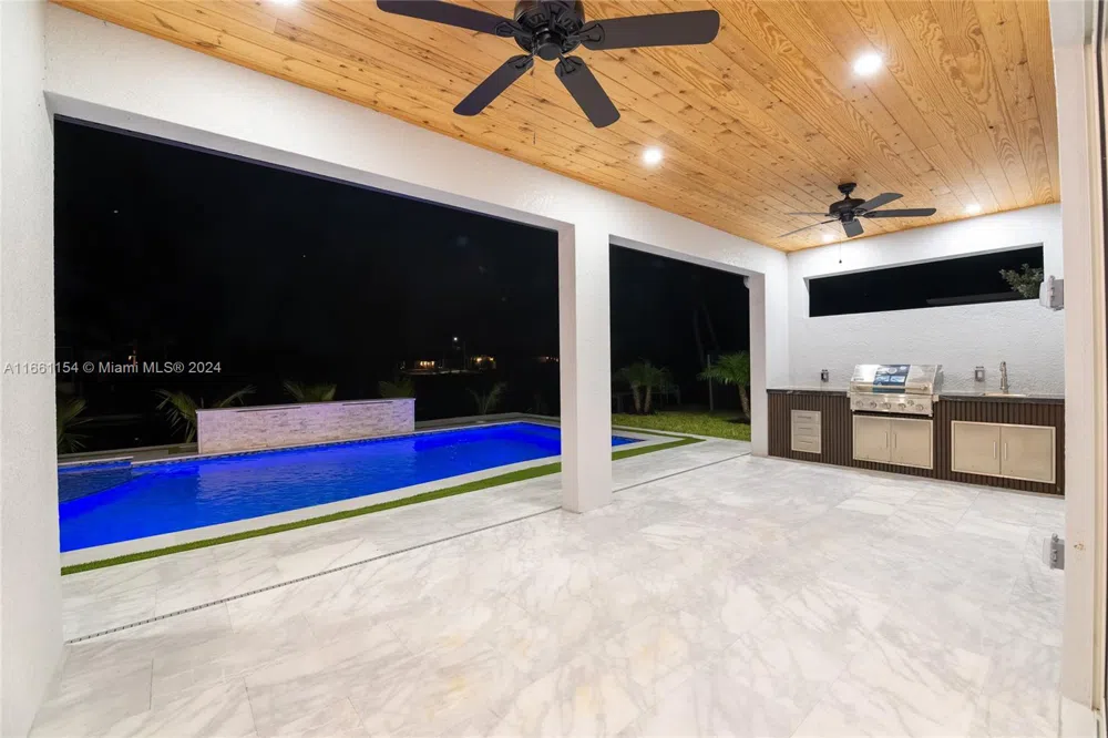 334 SW 21st Terr Cape Coral, FL 33991