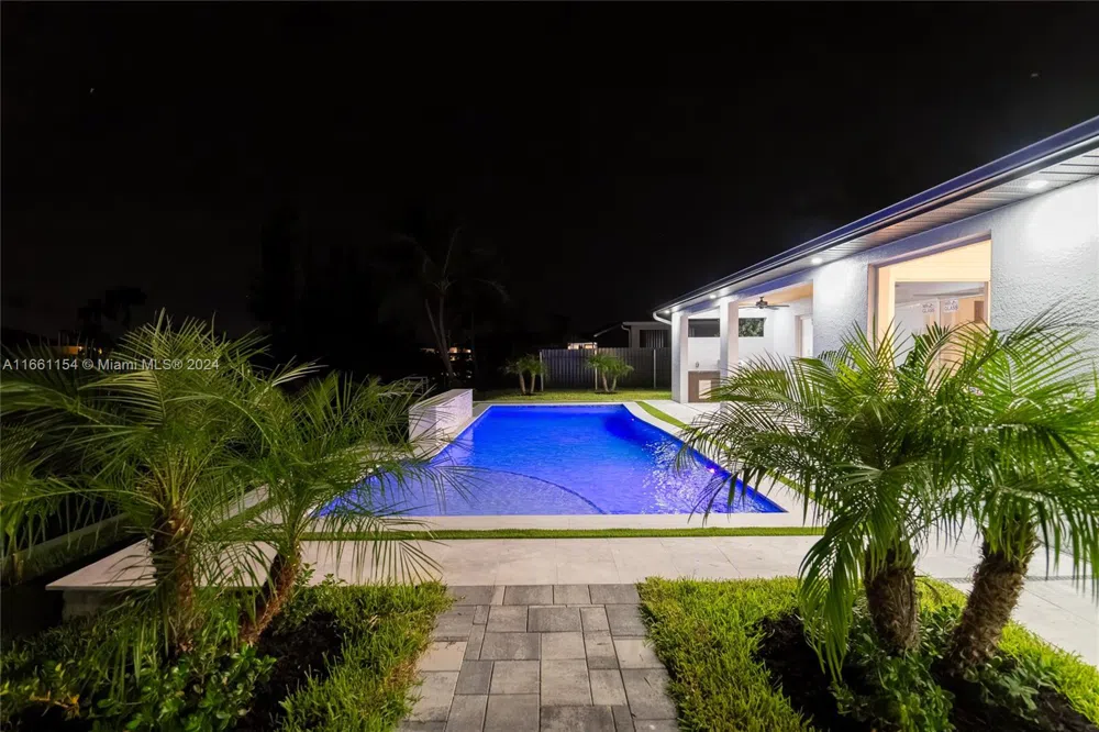 334 SW 21st Terr Cape Coral, FL 33991