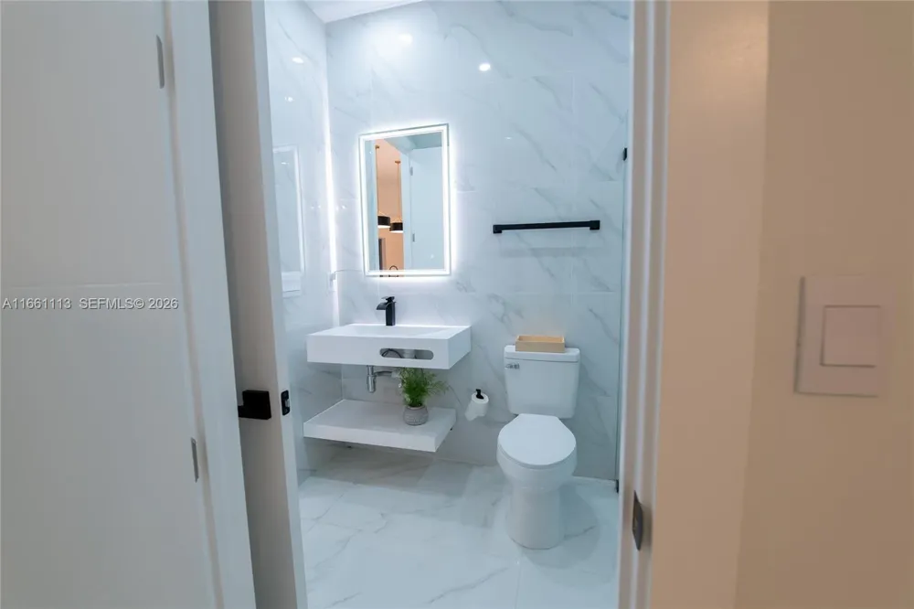 13 SW 21st ST Cape Coral, FL 33991