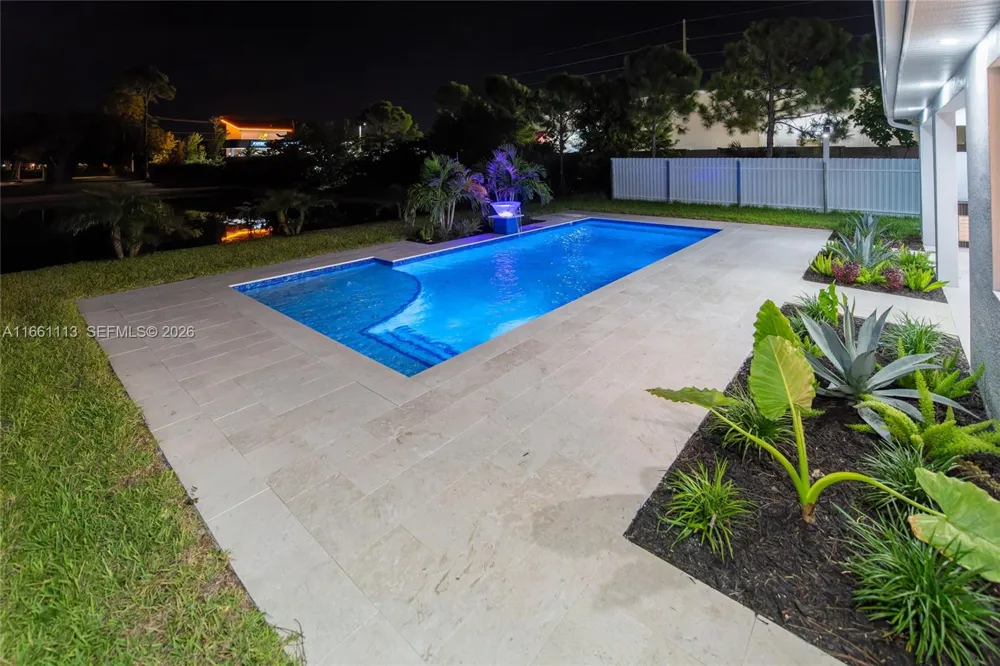 13 SW 21st ST Cape Coral, FL 33991