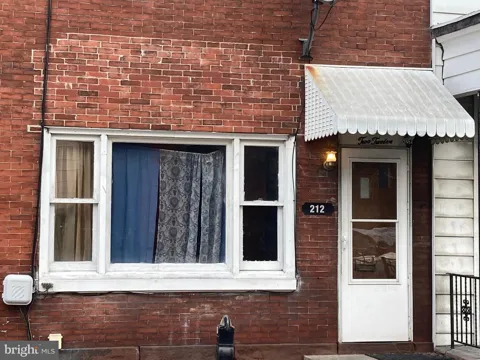 212 2ND STREET