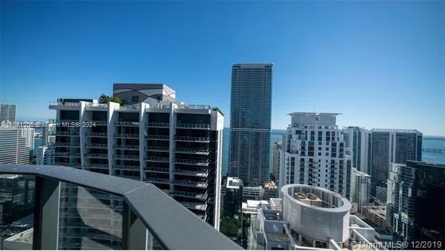 1000 Brickell Plz #4905 Miami, FL 33131