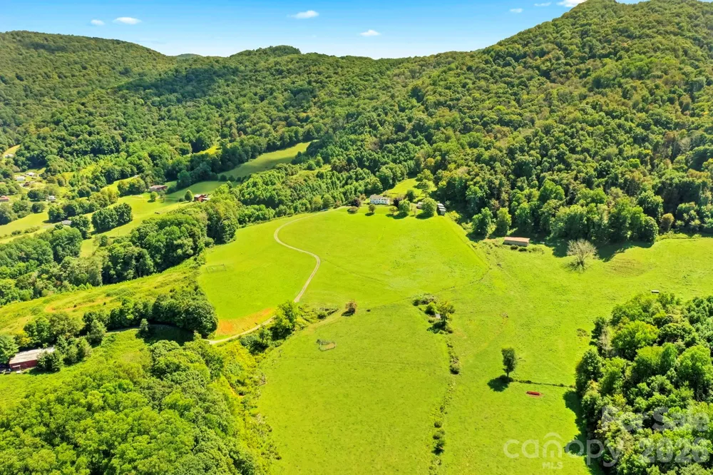 840 Ed Williams Road Zionville, NC 28698