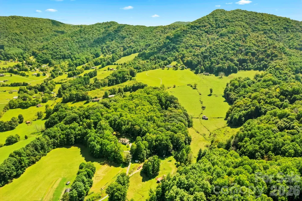840 Ed Williams Road Zionville, NC 28698