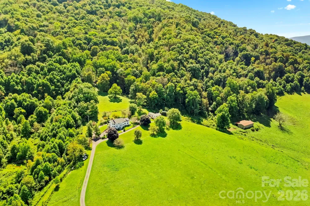 840 Ed Williams Road Zionville, NC 28698