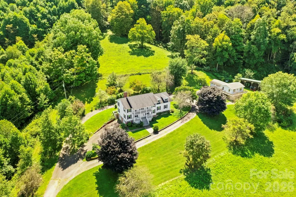 840 Ed Williams Road Zionville, NC 28698