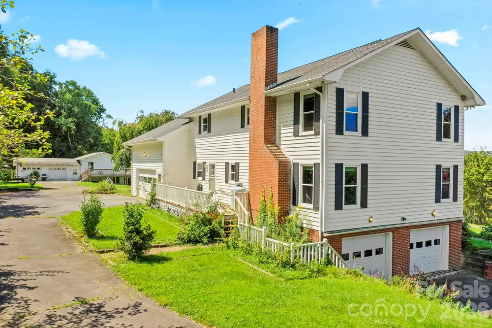 840 Ed Williams Road Zionville, NC 28698