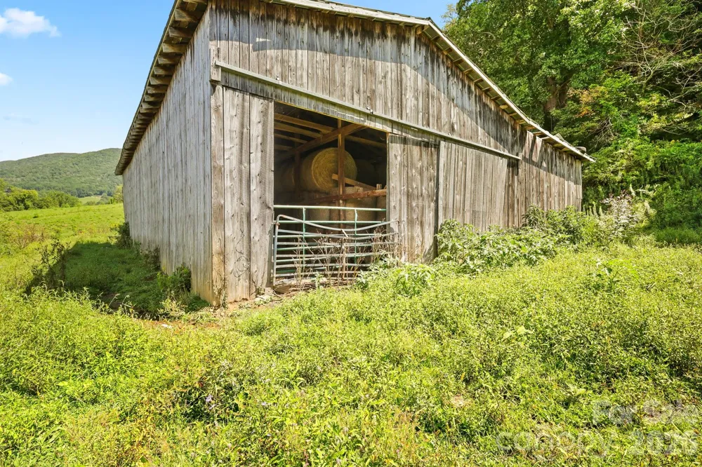 840 Ed Williams Road Zionville, NC 28698