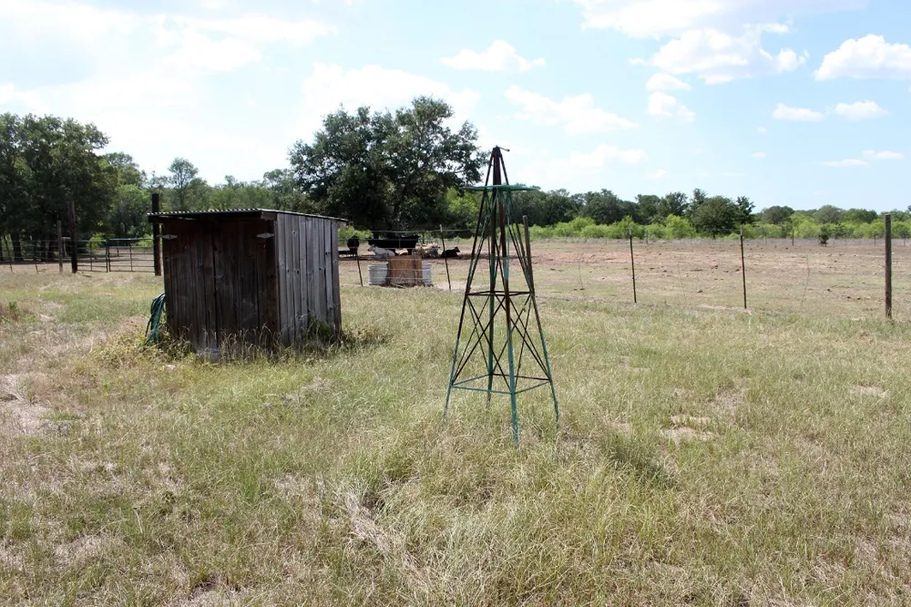 720 Green Acre Drive Dale, TX 78616