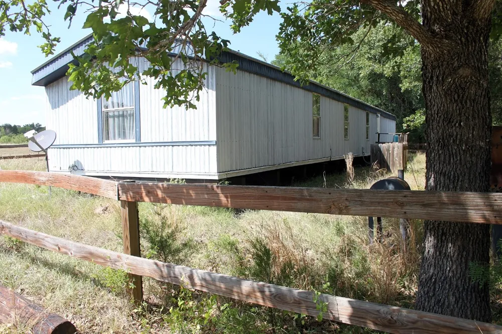 720 Green Acre Drive Dale, TX 78616