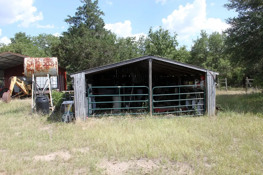 720 Green Acre Drive Dale, TX 78616