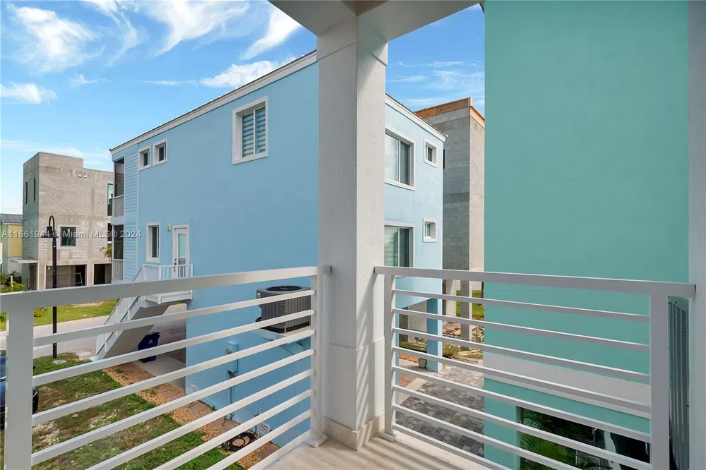 94825 Overseas Highway #144 Key Largo, FL 33037