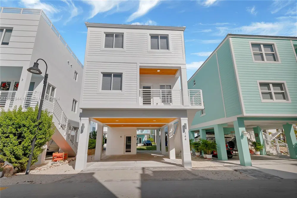 94825 Overseas Highway #144 Key Largo, FL 33037