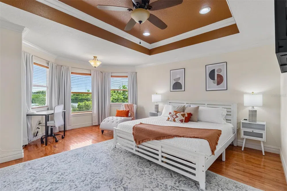 11302 SOUTHWIND LAKE DRIVE Gibsonton, FL 33534