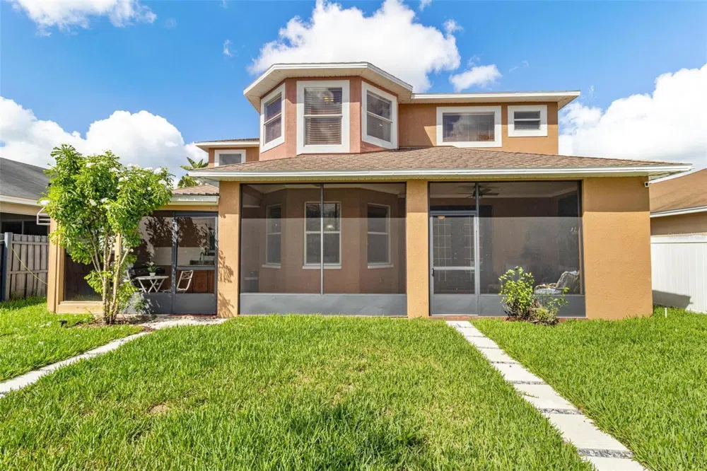 11302 SOUTHWIND LAKE DRIVE Gibsonton, FL 33534