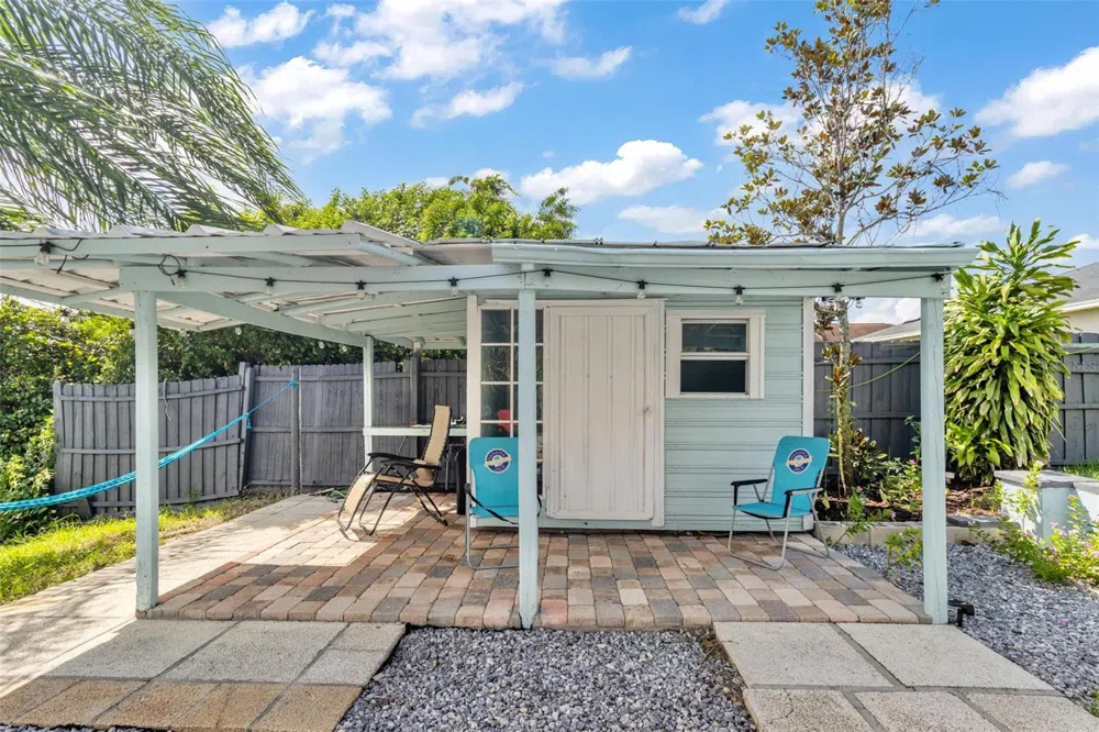11302 SOUTHWIND LAKE DRIVE Gibsonton, FL 33534