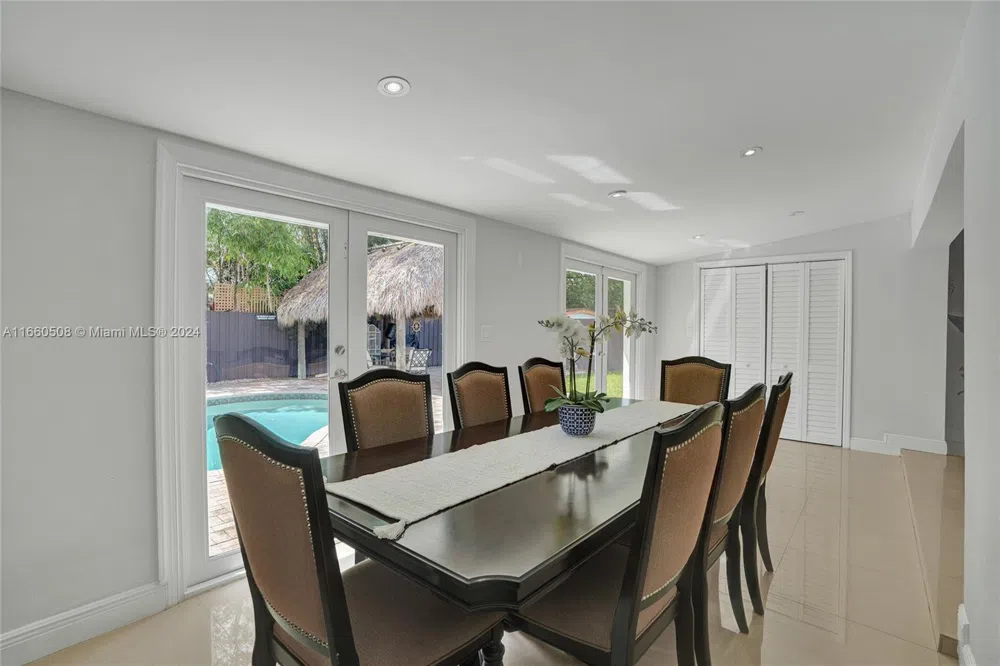 1910 Hibiscus Dr North Miami, FL 33181