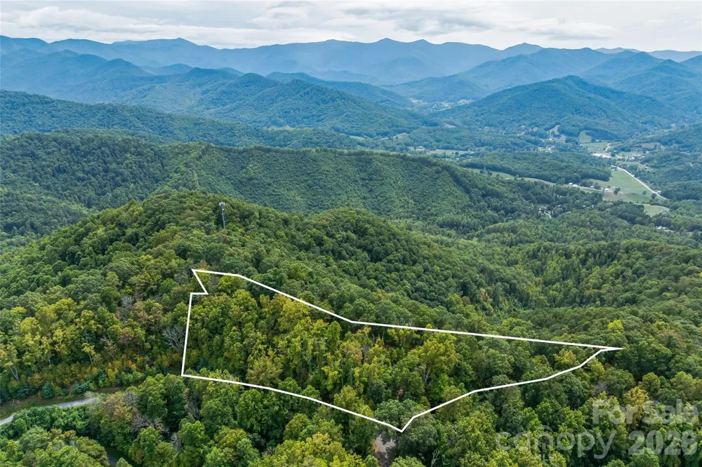1380 Seven Glens Drive Weaverville, NC 28787
