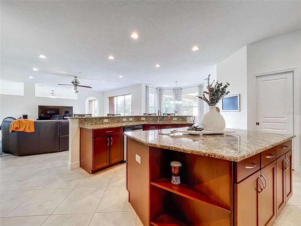 275 CR 552 Bushnell, FL 33513